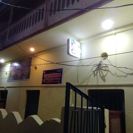 Sri Viswanatham Guest House Varanasi Ngoại thất bức ảnh